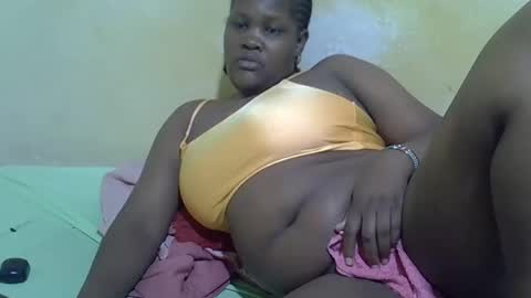 Snapshot of taliah254 chatting on 18, 10, 2025 taliah254 online show from 18, 10, 2025