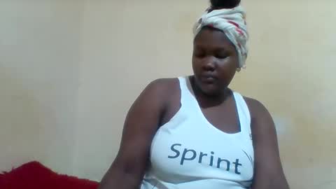 Snapshot of taliah254 chatting on 15, 11, 2025 taliah254 online show from 15, 11, 2025