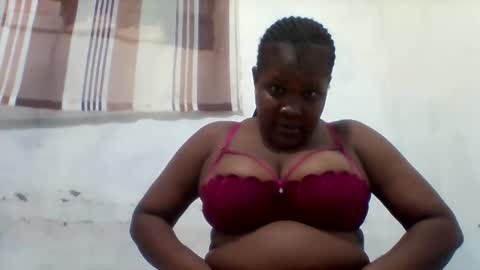 Snapshot of taliah254 chatting on 5, 12, 2025 taliah254 online show from 5, 12, 2025