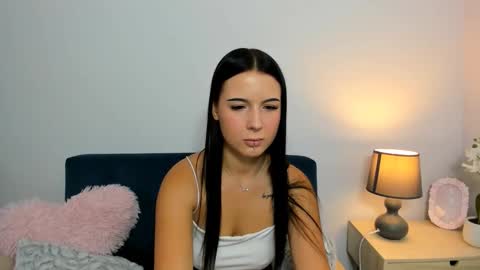 taliasensitive online show from 9, 9, 2025