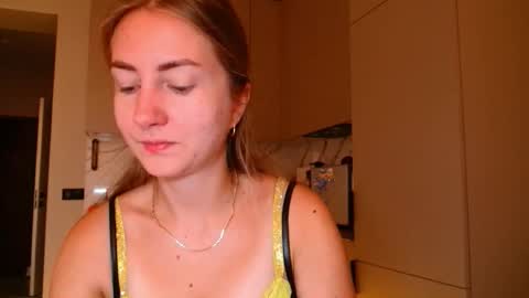  Kira  online show from 5, 11, 2025