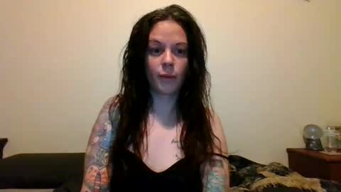Lily Rhoades online show from 2, 5, 2026