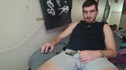 Snapshot of tallerandhandsomer chatting on 16, 1, 2026 tallerandhandsomer online show from 16, 1, 2026