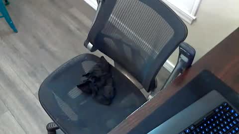 tallslimsmooth online show from 5, 2, 2026