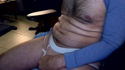 Snapshot of talltannhandsome chatting on 12, 1, 2026 talltannhandsome online show from 12, 1, 2026