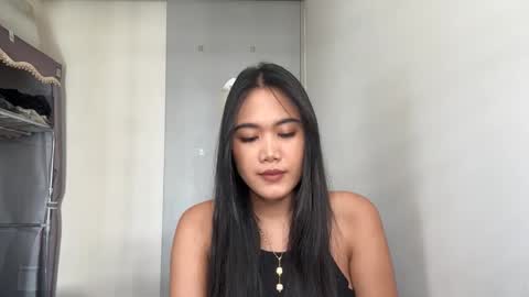 Mia online show from 19, 4, 2026