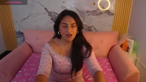 Snapshot of tamara_ch1 chatting on 23, 10, 2025 tamara_ch1 online show from 23, 10, 2025