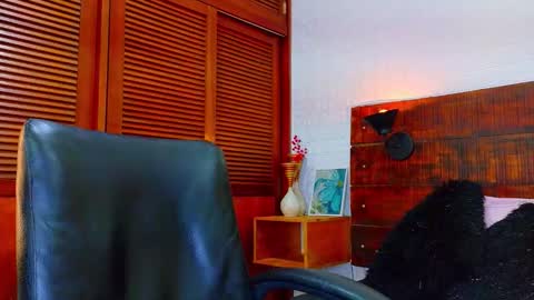 Snapshot of tamara_sanz1 chatting on 19, 9, 2025 online show from 19, 9, 2025