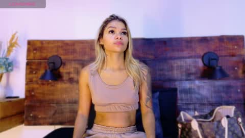    online show from 23, 4, 2026