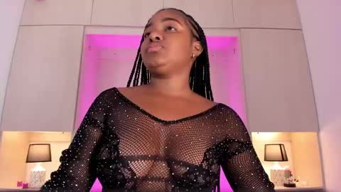 Snapshot of tamarazaki chatting on 30, 1, 2025 Tami online show from 30, 1, 2025