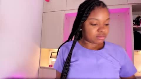 Snapshot of tamarazaki chatting on 12, 2, 2025 Tami online show from 12, 2, 2025