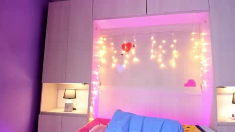 Snapshot of tamarazaki chatting on 9, 3, 2025 Tami online show from 9, 3, 2025