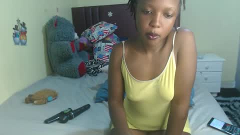 Snapshot of tamela_1 chatting on 12, 11, 2025 tamela online show from 12, 11, 2025