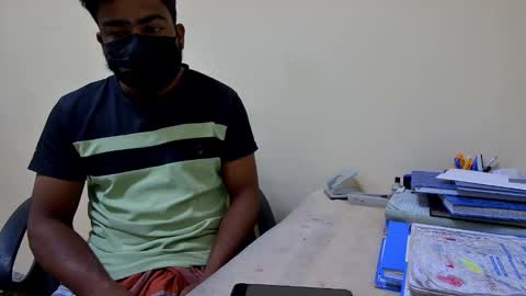 tamilan_da75 online show from 15, 1, 2025