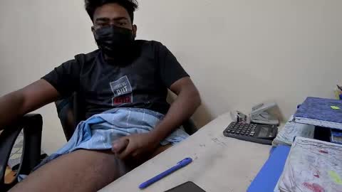 tamilan_da75 online show from 18, 1, 2025