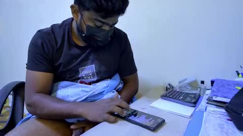 tamilan_da75 online show from 18, 1, 2025