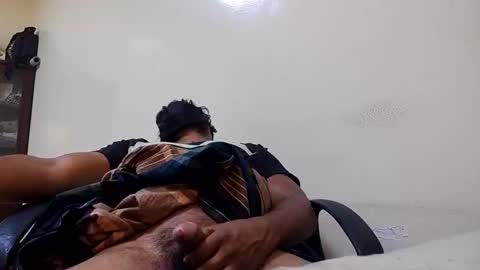 tamilan_da75 online show from 17, 2, 2025