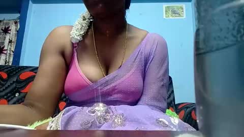 Snapshot of tamilmadhi520 chatting on 28, 9, 2025 tamilmadhi520 online show from 28, 9, 2025