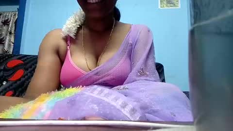 Snapshot of tamilmadhi520 chatting on 19, 10, 2025 tamilmadhi520 online show from 19, 10, 2025
