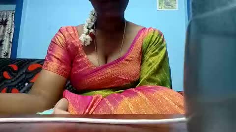 Snapshot of tamilmadhi520 chatting on 11, 11, 2025 tamilmadhi520 online show from 11, 11, 2025