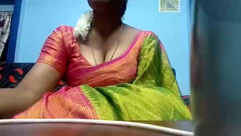 Snapshot of tamilmadhi520 chatting on 25, 11, 2025 tamilmadhi520 online show from 25, 11, 2025