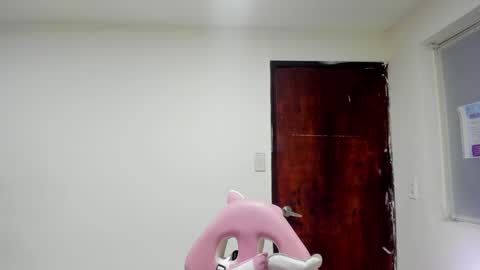 TAMMY  online show from 6, 1, 2025