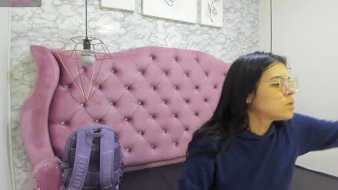 TAMMY  online show from 8, 2, 2025