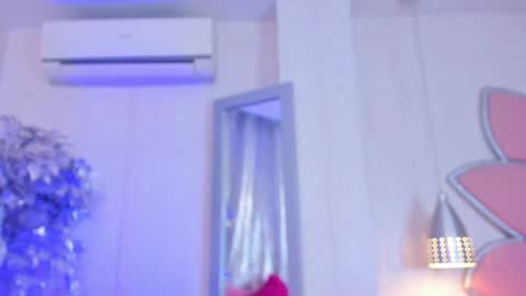 Snapshot of tamyeliot chatting on 5, 2, 2025 Tamy online show from 5, 2, 2025