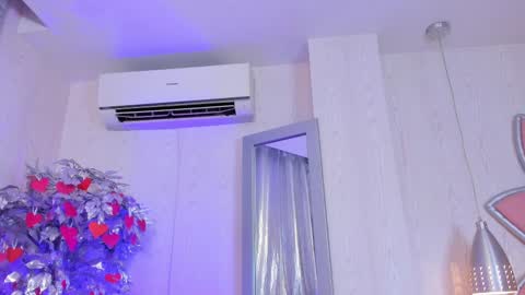 Snapshot of tamyeliot chatting on 12, 2, 2025 Tamy online show from 12, 2, 2025