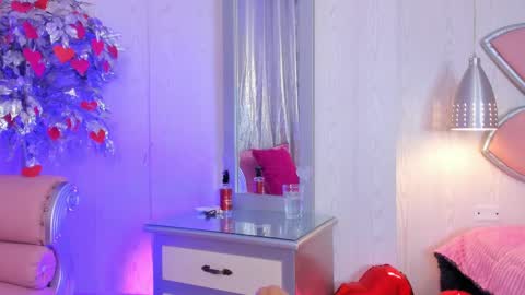 Snapshot of tamyeliot chatting on 14, 2, 2025 Tamy online show from 14, 2, 2025