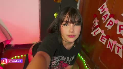 Snapshot of tamyeliot chatting on 25, 9, 2025 Tamy online show from 25, 9, 2025