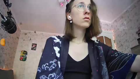 Snapshot of tangerine4dreams chatting on 17, 5, 2026 Milena Kuprianova online show from 17, 5, 2026