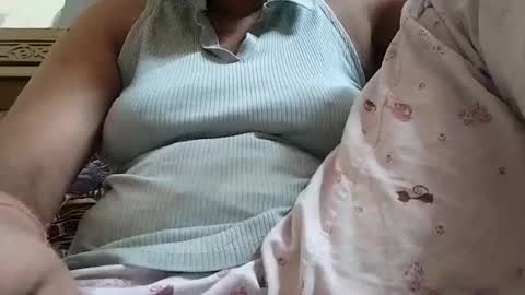 taniya_roy4628 online show from 27, 4, 2026