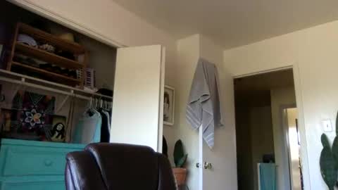 Dr. Love online show from 24, 2, 2026