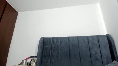 tara__ online show from 25, 6, 2026