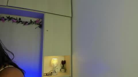  T A R A  online show from 29, 10, 2025