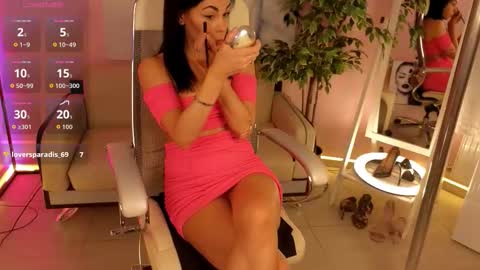 Snapshot of tashahoney chatting on 16, 10, 2025 Tasha online show from 16, 10, 2025