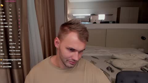 Snapshot of tasty_justin chatting on 8, 12, 2024 My shows 2100500 UTC3 online show from 8, 12, 2024