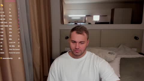 Snapshot of tasty_justin chatting on 2, 1, 2025 My shows 2100500 UTC3 online show from 2, 1, 2025