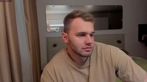 Snapshot of tasty_justin chatting on 12, 2, 2025 My shows 2100500 UTC3 online show from 12, 2, 2025