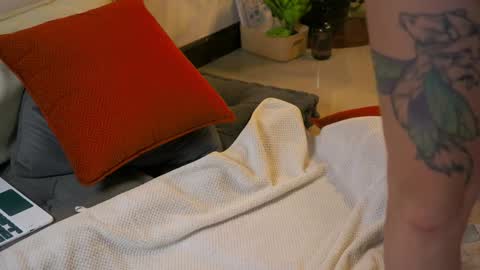 Snapshot of tasty_tomato chatting on 8, 1, 2025 RHEA pronanciation like Reya online show from 8, 1, 2025