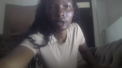 Snapshot of tatiana_254 chatting on 15, 10, 2025 tatiana_254 online show from 15, 10, 2025