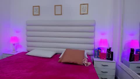 tatiana_arboleda online show from 22, 10, 2025