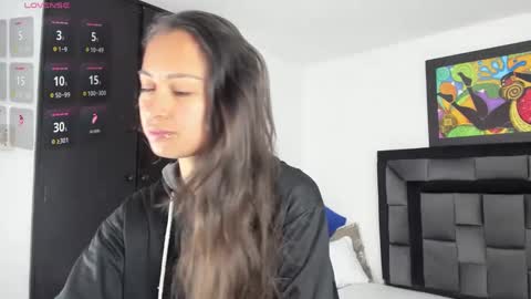 Tati online show from 26, 2, 2025