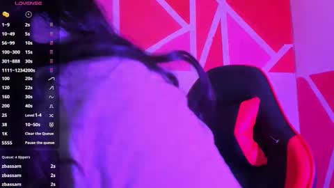 tatiana onnel online show from 11, 3, 2026