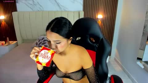 Snapshot of tatigold2 chatting on 3, 2, 2026 T A T I online show from 3, 2, 2026