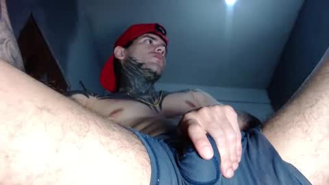 Snapshot of tatsexboy chatting on 27, 2, 2025 SeX-Boy online show from 27, 2, 2025