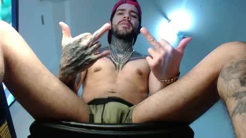 Snapshot of tatsexboy chatting on 22, 11, 2025 SeX-Boy online show from 22, 11, 2025