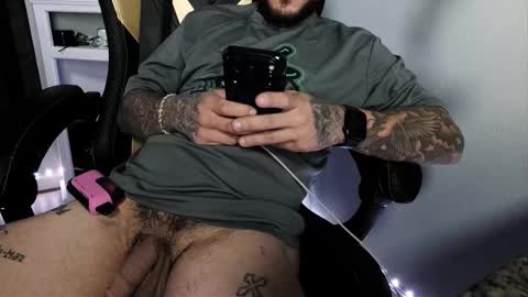 Snapshot of tatted_daddy69 chatting on 20, 12, 2025 tatted_daddy69 online show from 20, 12, 2025