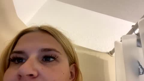 Tattedlilmama online show from 15, 7, 2026